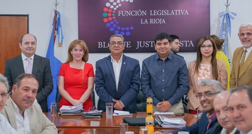REUNIÓN EN LA LEGISLATURA: AVANZA LA REFORMA INTEGRAL DE LA JUSTICIA PROVINCIAL